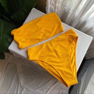 Frankies Bikinis Jenna Top & Bottom ☀️